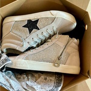 NEW IN BOX Dyno Rhinestone High Top Sneakers size 7